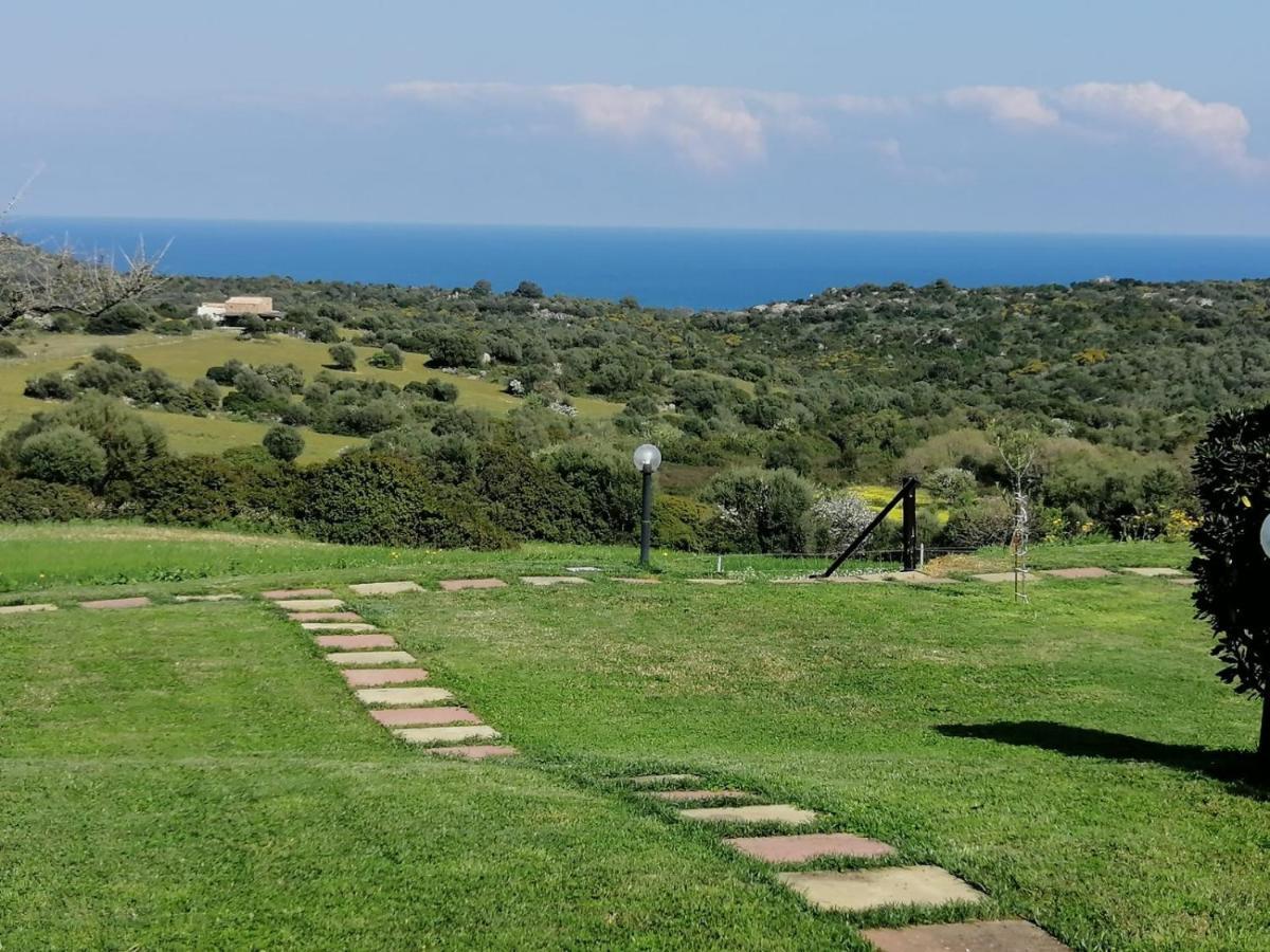 Vila Fattoria Di Anja E Marco Costa Rei Exteriér fotografie